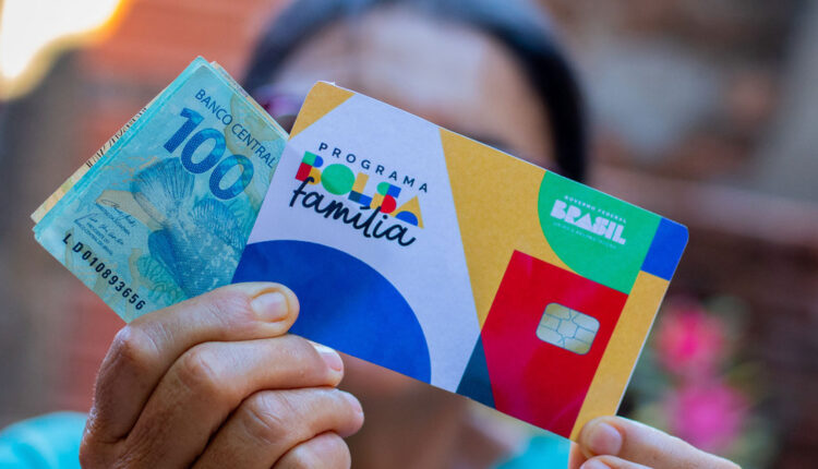Urgente! Governo libera lista de quem receberá MENOS do Bolsa Família em julho