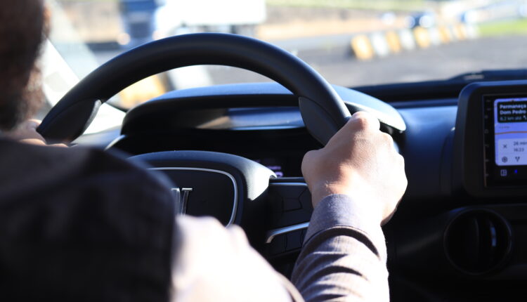 Melhor comprar carro 0 km ou usado em 2023