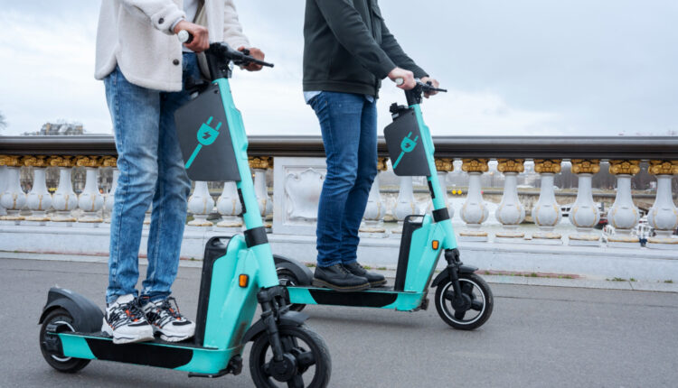 Scooter elétrica terá PLACA a partir de agora Entenda as novas decisões