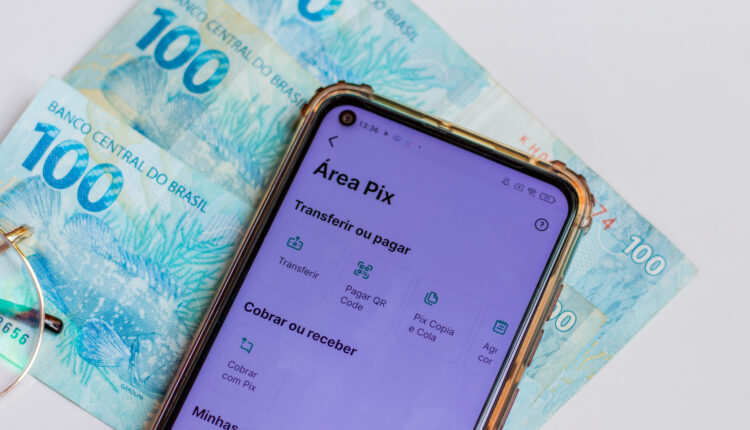Seu filho fez uma compra no PIX Aprenda como pedir de volta