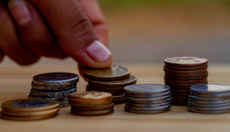 Uma moeda de 25 centavos pode valer R$ 30 MIL! Você tem