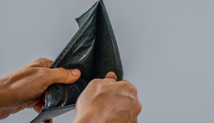Descubra se você JÁ PERDEU o benefício do governo e ninguém te avisou