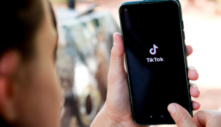 ATENÇÂO! Nova tendência perigosa no TikTok promete perda de peso rápida