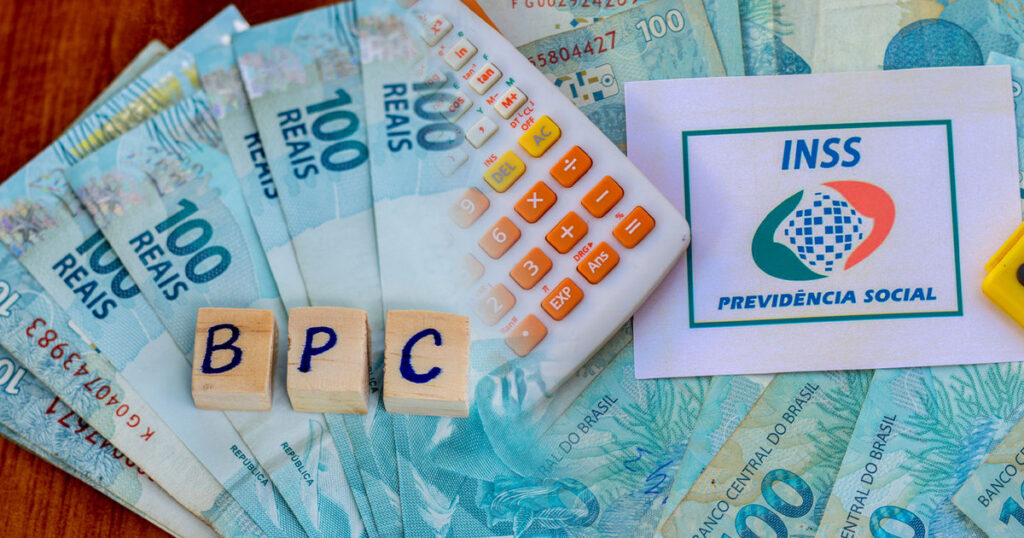 Quando começa o pagamento dobrado do BPC no INSS?