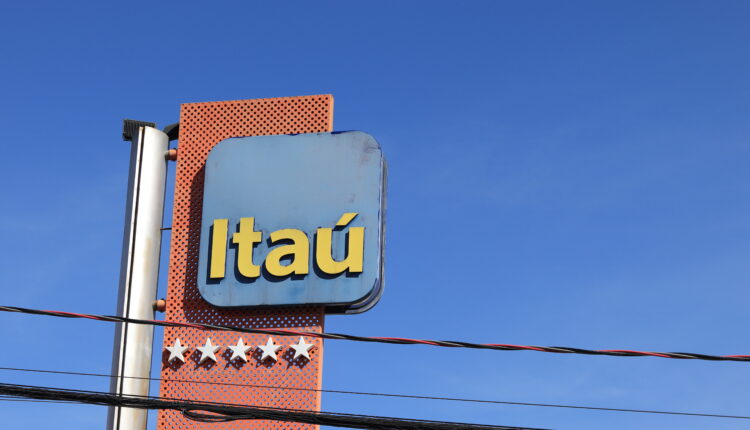 Como solicitar cartão do Itaú com limite de até R$ 50 MIL