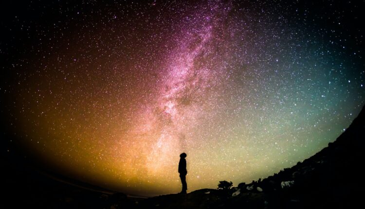 O que é a 5ª força do Universo, que pode ser revelada em breve