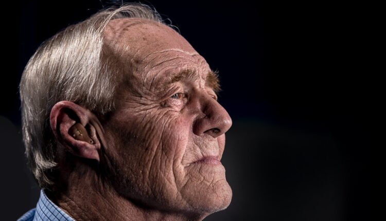 Pesquisa mostra que 50% das pessoas devem ter problemas até os 75 anos