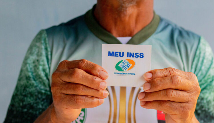 Aposentados vão ter que esperar até 3 meses por decisão importante da Justiça