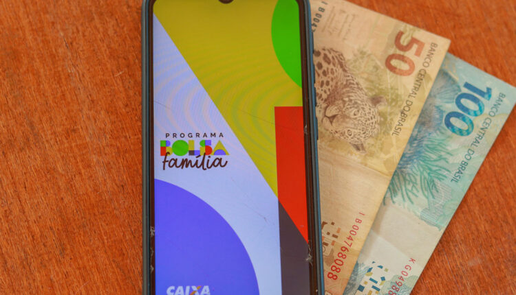 Alerta GERAL: Bolsa Família pode ter cortes profundos para muitas pessoas