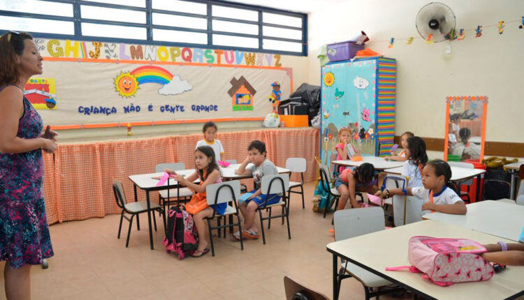 Prioridade em creche será dada para os pais que fizerem o seguinte:
