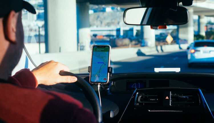 Motorista de app: quanto tem que rodar para receber mais de R$ 3 MIL