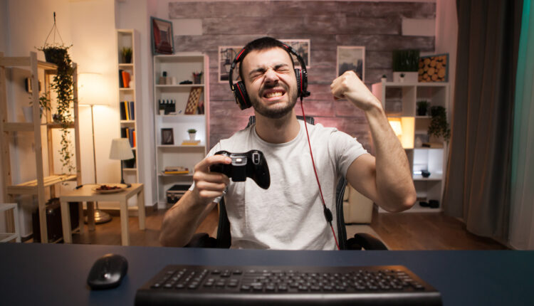 Os jogos eletrônicos, que em tempos passados eram vistos apenas como formas de entretenimento casual, têm revelado um papel inesperado ao promoverem a saúde mental e fomentarem vínculos sociais significativos.