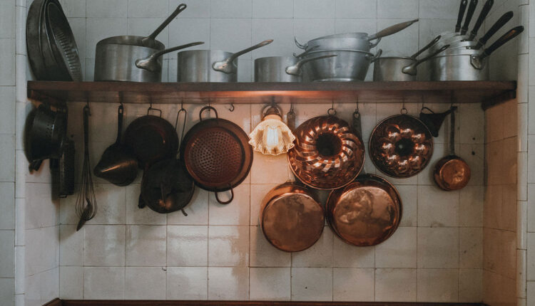 Item comum e antigo de cozinha pode valer R$ 2 MIL