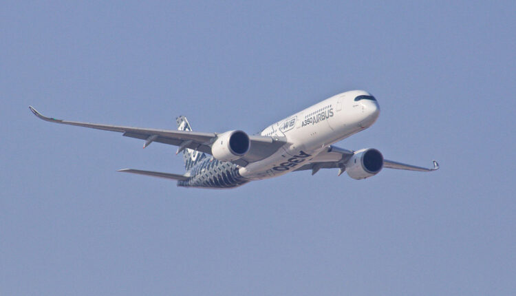 Comprar passagem de avião por R$ 200 pode se tornar realidade até dia 31