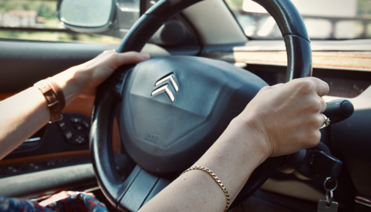 Maior porta-malas de todos! Citroën entrega o ouro e revela novo SUV