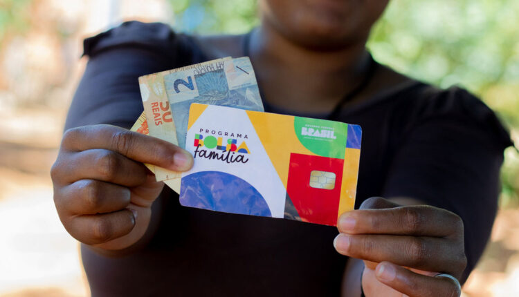 Governo confirma o valor do Bolsa Família para setembro; confira
