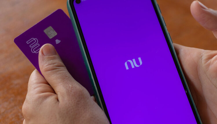 Manter o nome limpo é essencial para conseguir um limite maior no Nubank.