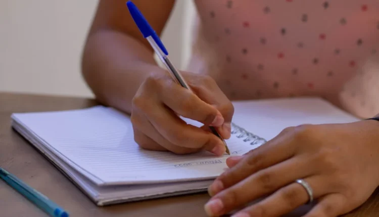 Caixa anuncia programa para estudar com taxa de juros ZERO