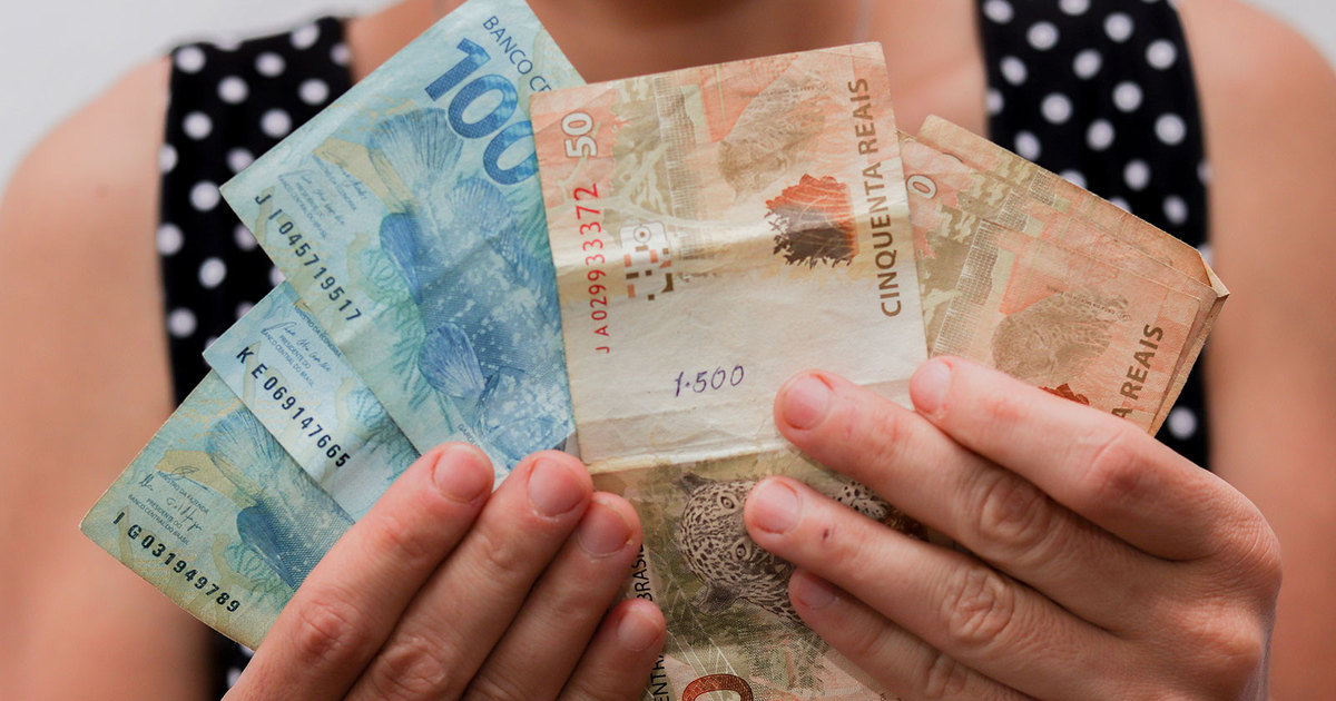 Auxílio de 1.200,00 para mães: como solicitar? Ainda é possível?
