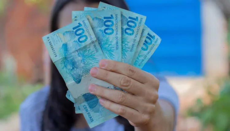 ATENÇÃO! Governo libera auxílio de R$ 4.000; veja os CPFs da lista