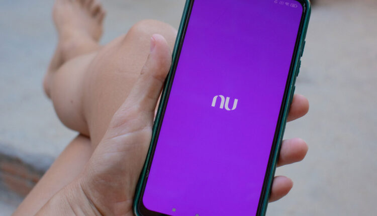 Chega de passar vontade! Faça isso e aumente seu limite do Nubank HOJE