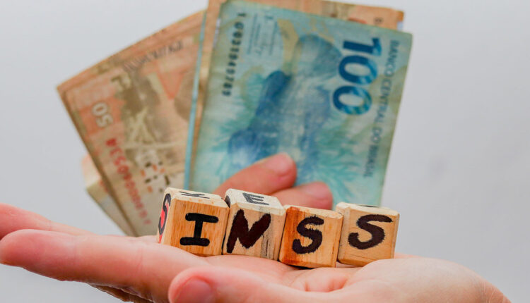 Aumento aprovado para benefícios do INSS e mais; saiba quanto