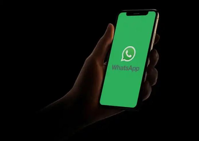 Porque especialistas estão alertas no perigo de acelerar os audios do Whatsapp? Fique atento. | Crédito Imagem: infomoney