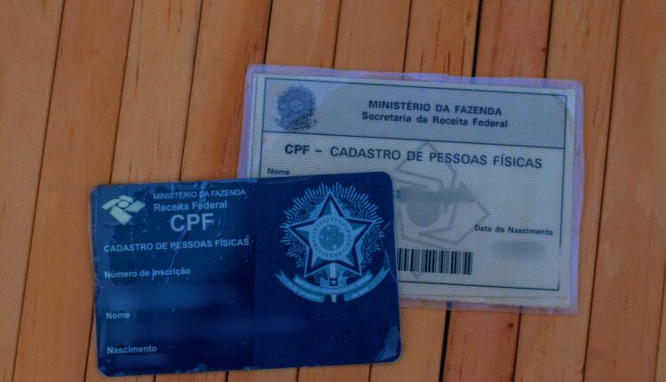 Confira um passo a passo para solicitar segunda via do cartão do CPF através do seu celular