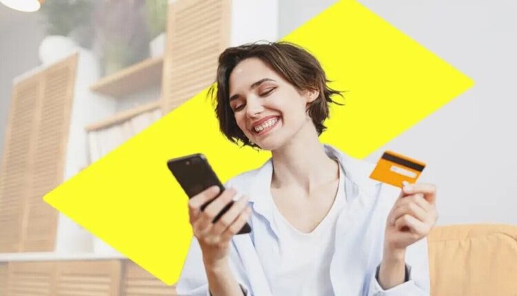 Se você possui cartões de crédito deve estar acostumado as inúmeras vantagens que certa bandeira ou até banco oferece para que usufrua o melhor do seu cartão. No entanto, se você tem um do Banco do Brasil, pode ter direito a aproveitar uma novidade incrível que acaba de ser anunciada pelo BB. Saiba mais detalhes, logo abaixo.