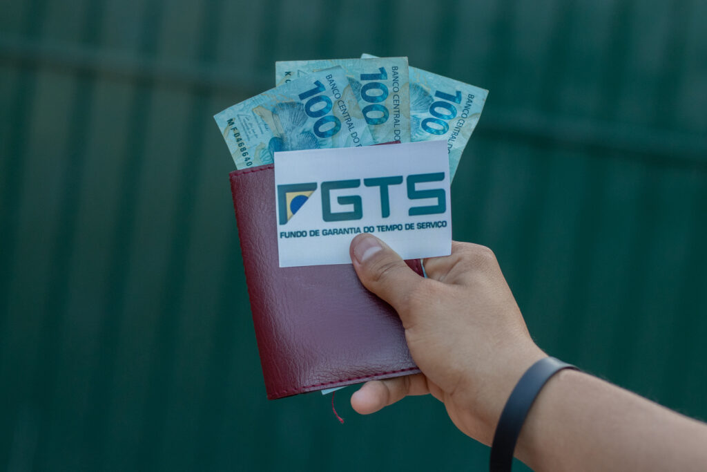 FGTS libera até R$3 mil para saque