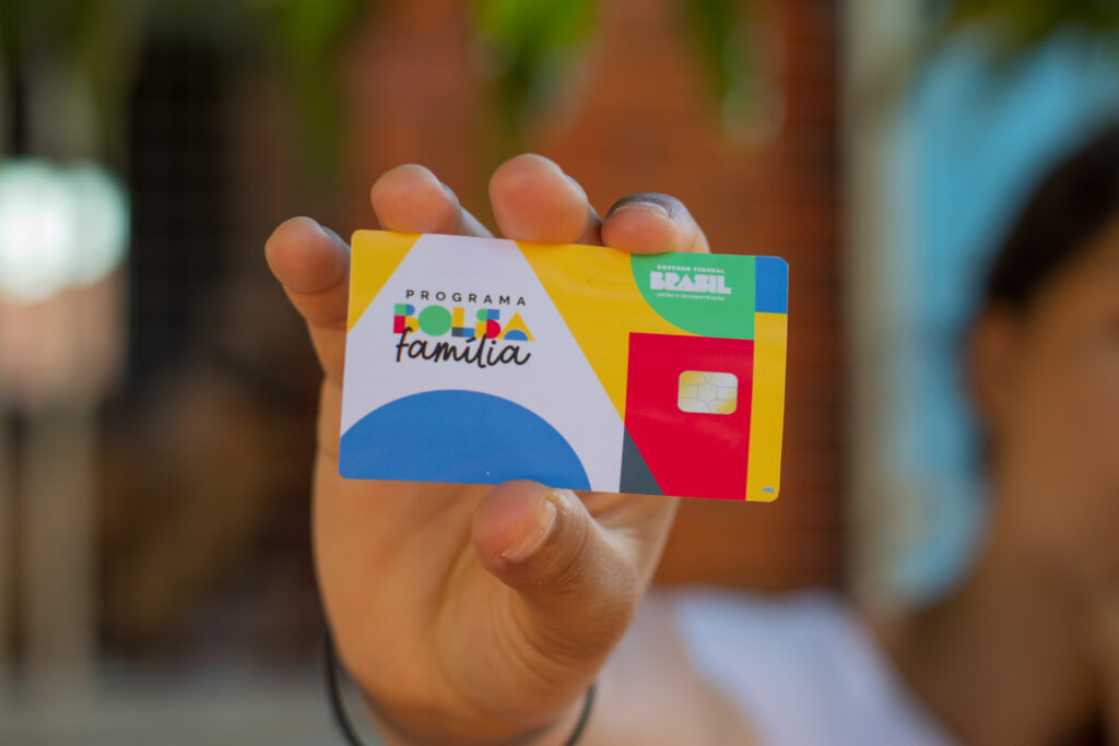Mês de outubro vai ter desconto no Bolsa Família? Saiba tudo aqui