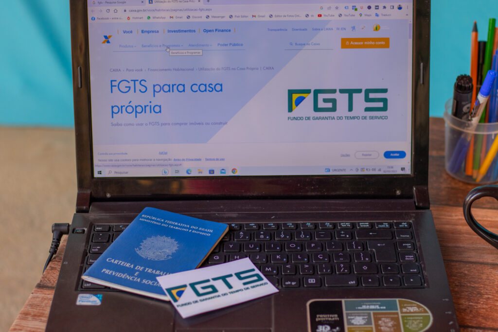 Governo Federal suspende recolhimento do FGTS em 20 municípios do RS: entenda