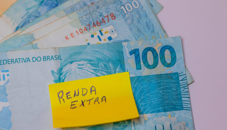 Ganhe dinheiro extra vendendo itens usados online: especialista compartilha dicas para obter renda extra