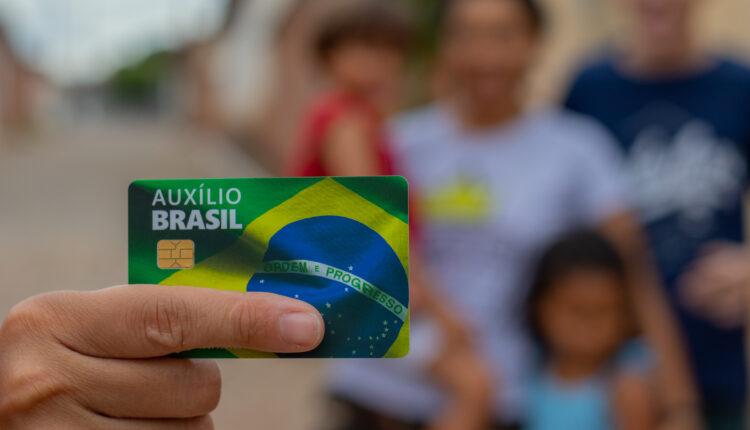 Auxílio Brasil
