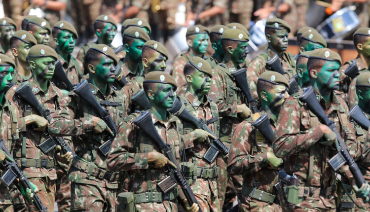 Sim, todos merecem uma segunda chance! E se você foi dispensado do serviço militar quando completou 18 anos, mas gostaria de uma nova oportunidade para ingressar no exército brasileiro, a hora chegou e, para ser mais preciso, termina exatamente nesta segunda-feira (16). Continue a leitura, logo abaixo, e saiba mais detalhes sobre o processo seletivo, assim como requisitos e remuneração prevista.
