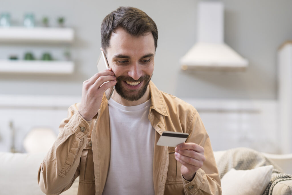 No auge do mundo digital, as compras online se tornaram uma realidade forte e constante e os o cartão de crédito uma parte fundamental desta engrenagem na vida de muitos brasileiros, proporcionando praticidade e segurança nos consumos do dia a dia. No entanto, saber escolher o tipo de cartão certo, principalmente quando o que você precisa é um bom limite, é fundamental. Confira, a seguir 5 opções de cartões que podem se encaixar no seu perfil.