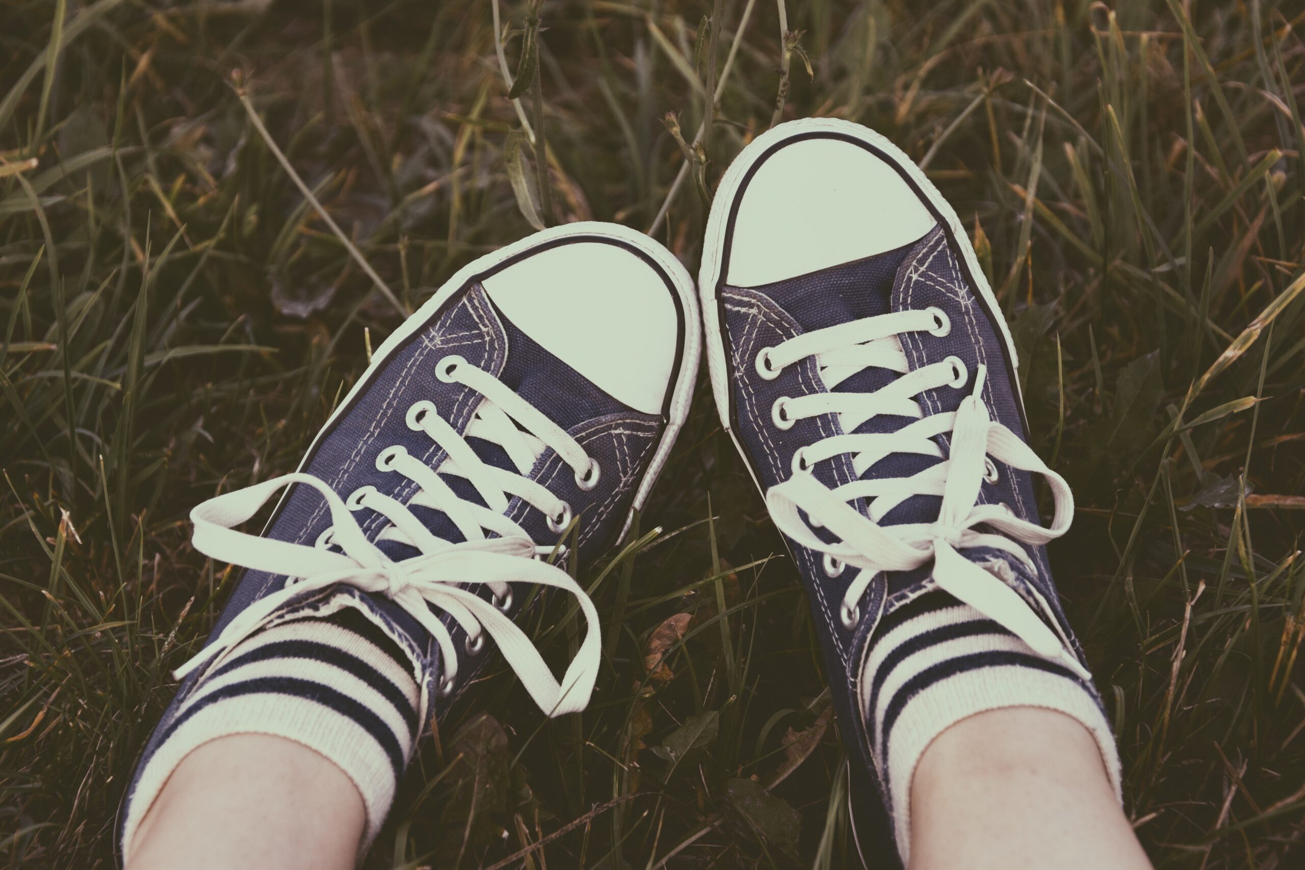 Seja jovem ou já passado dos 40 anos, certamente você conhece os tênis All Star, da marca Converse. A novidade trazida neste mês pela grife foi a tão aguardada chegada de uma loja física em território brasileiro. Saiba mais detalhes sobre a escolha do primeiro ponto de venda físico da marca, assim como os planos preparados para o consumidor brasileiro.