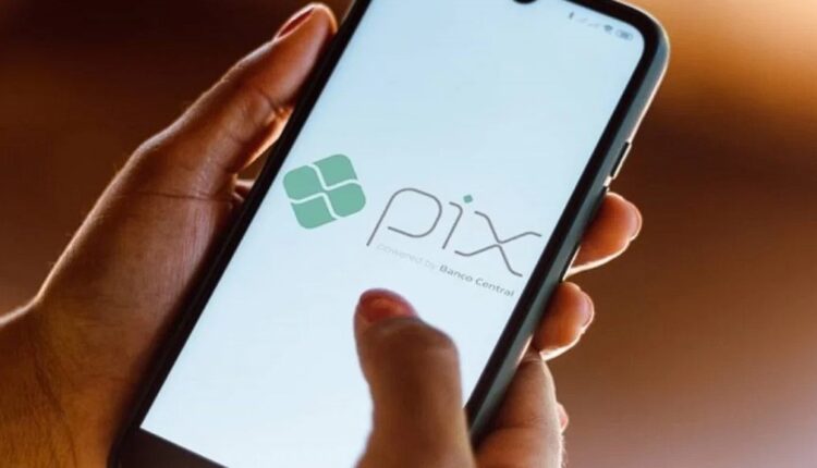 Como EVITAR golpe do Pix que começa com missão de R$ 20.