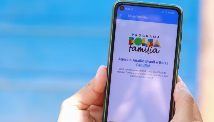 Bolsa Família confirma saque de R$1.008