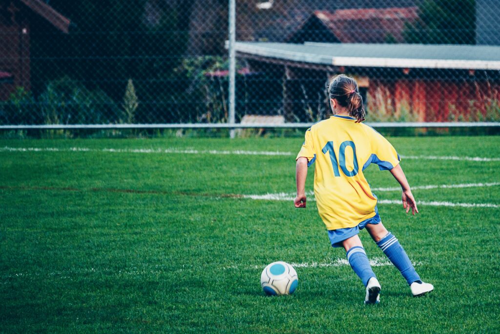 Meninas no esporte: estudo mostra que atividade esportiva na infância influencia carreira