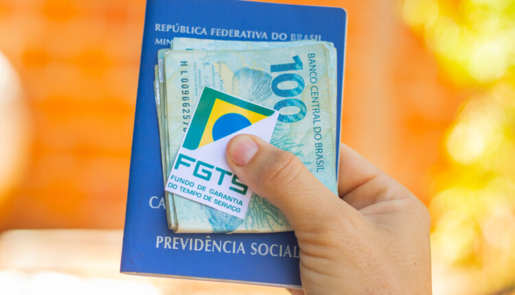 Como sacar o FGTS pelo aplicativo de celular