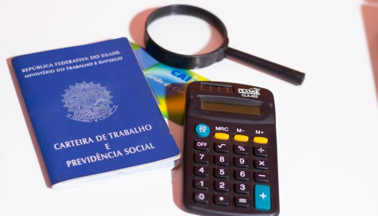 Veja as profissões com os melhores e piores salários de 2023