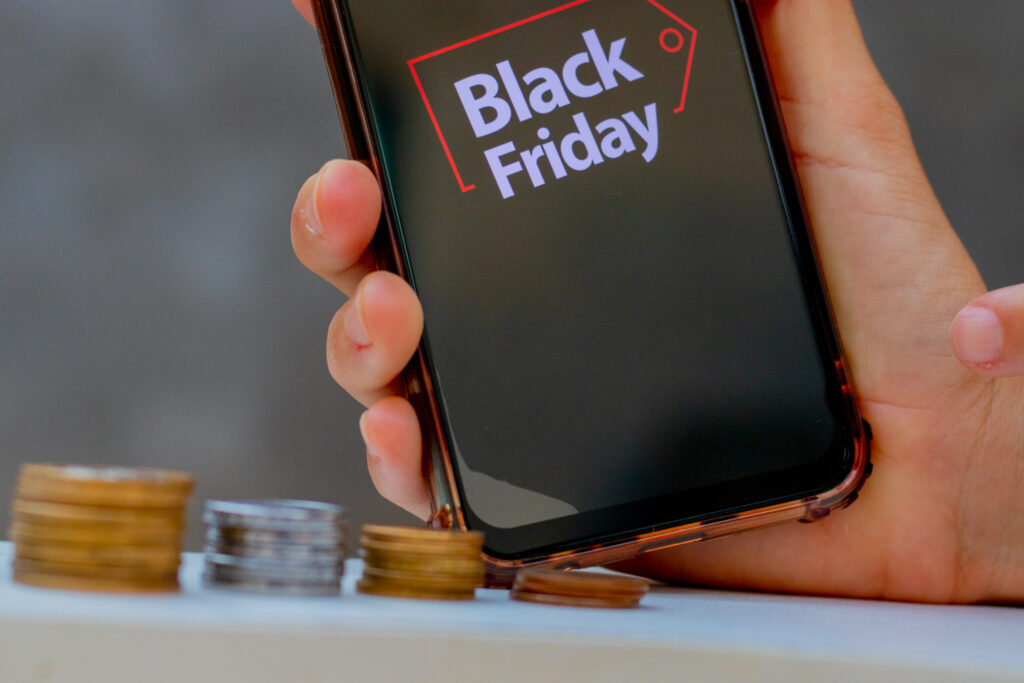 Vai comprar celular na Black Friday? Veja como conseguir os melhores descontos