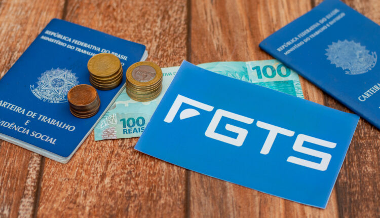 O Fundo de Garantia por Tempo de Serviço (FGTS) é um recurso de extrema importância para os trabalhadores, funcionando como uma espécie de