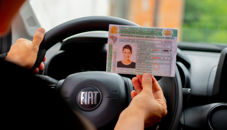 Habilitação para Idosos: CNH pode sair de graça?