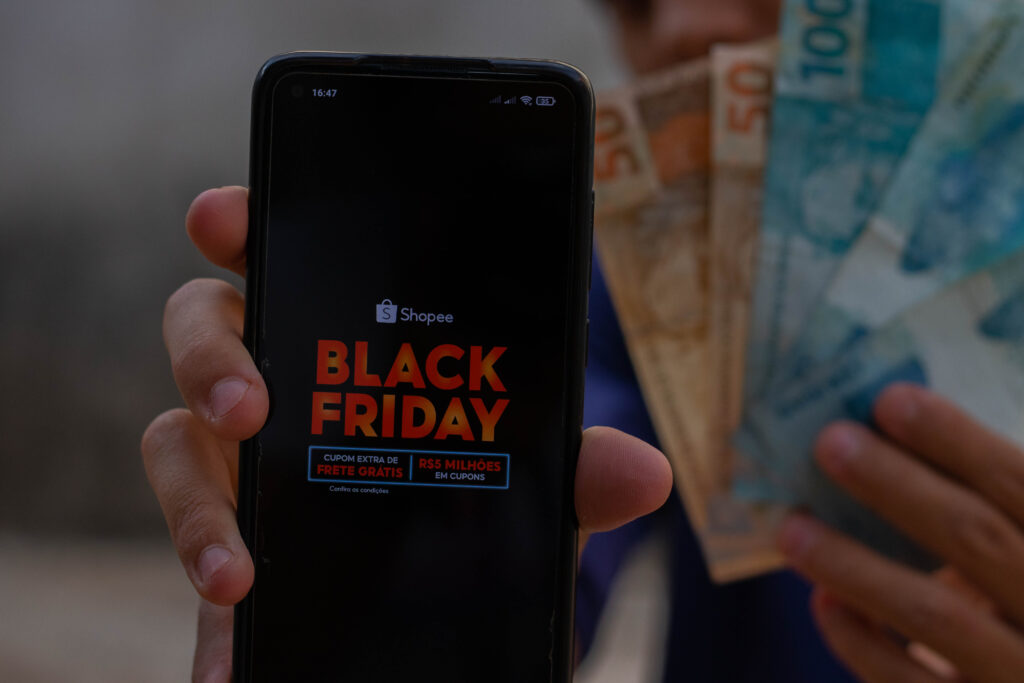 Clientes Nubank têm vantagens exclusivas para comprar em mais de 150 lojas nesta Black Friday