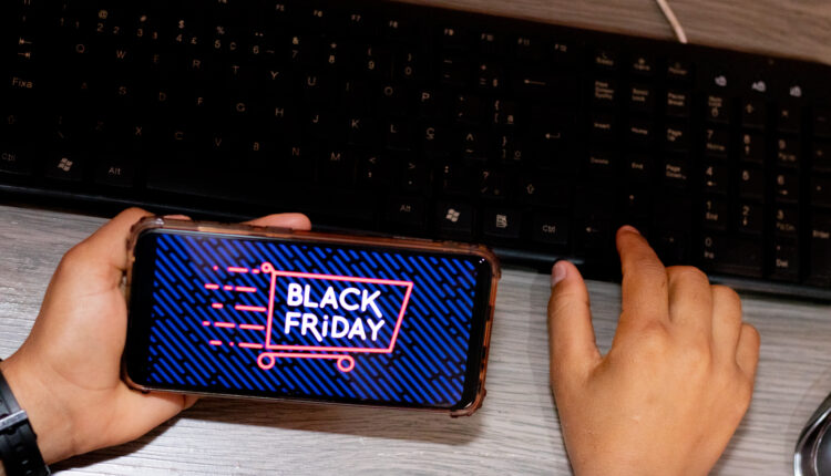 Ar-condicionado portátil: será que vale a pena adquirir um na Black Friday? Entenda