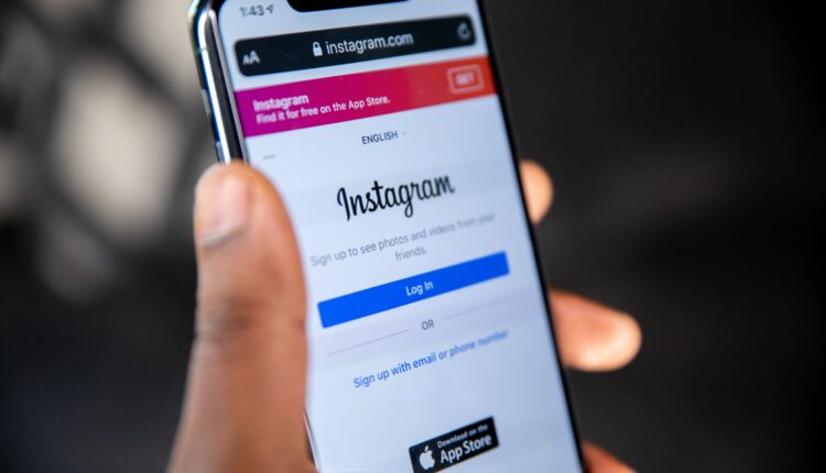No constante ciclo de atualizações do WhatsApp, o Instagram, também pertencente à gigante Meta, não fica para trás e está prestes a introduzir uma novidade que promete transformar um dos recursos mais apreciados pelos usuários da plataforma. Na leitura a seguir, desvendaremos os detalhes de como o