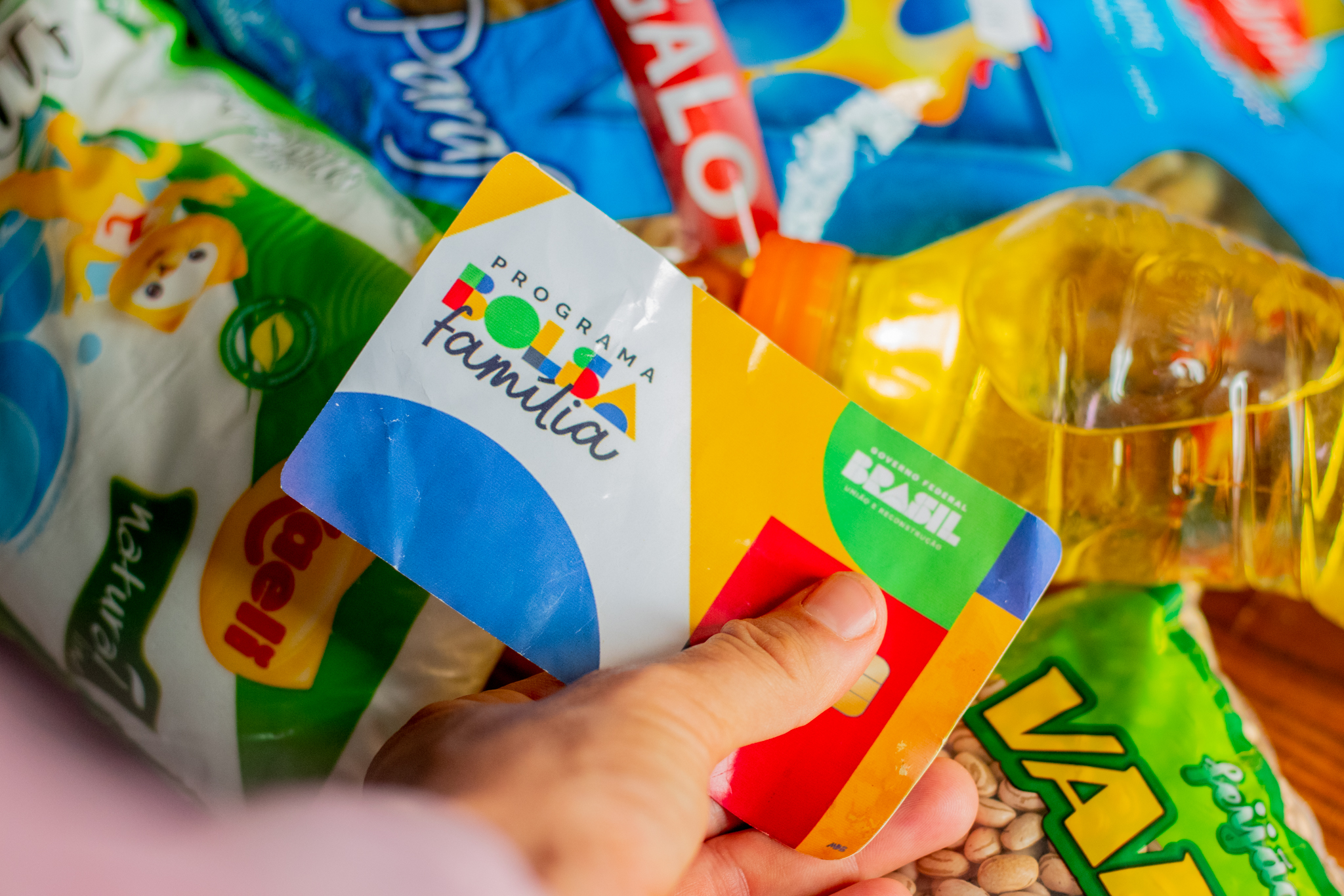 Bolsa Família: veja a que horas o benefício cai na sua conta.