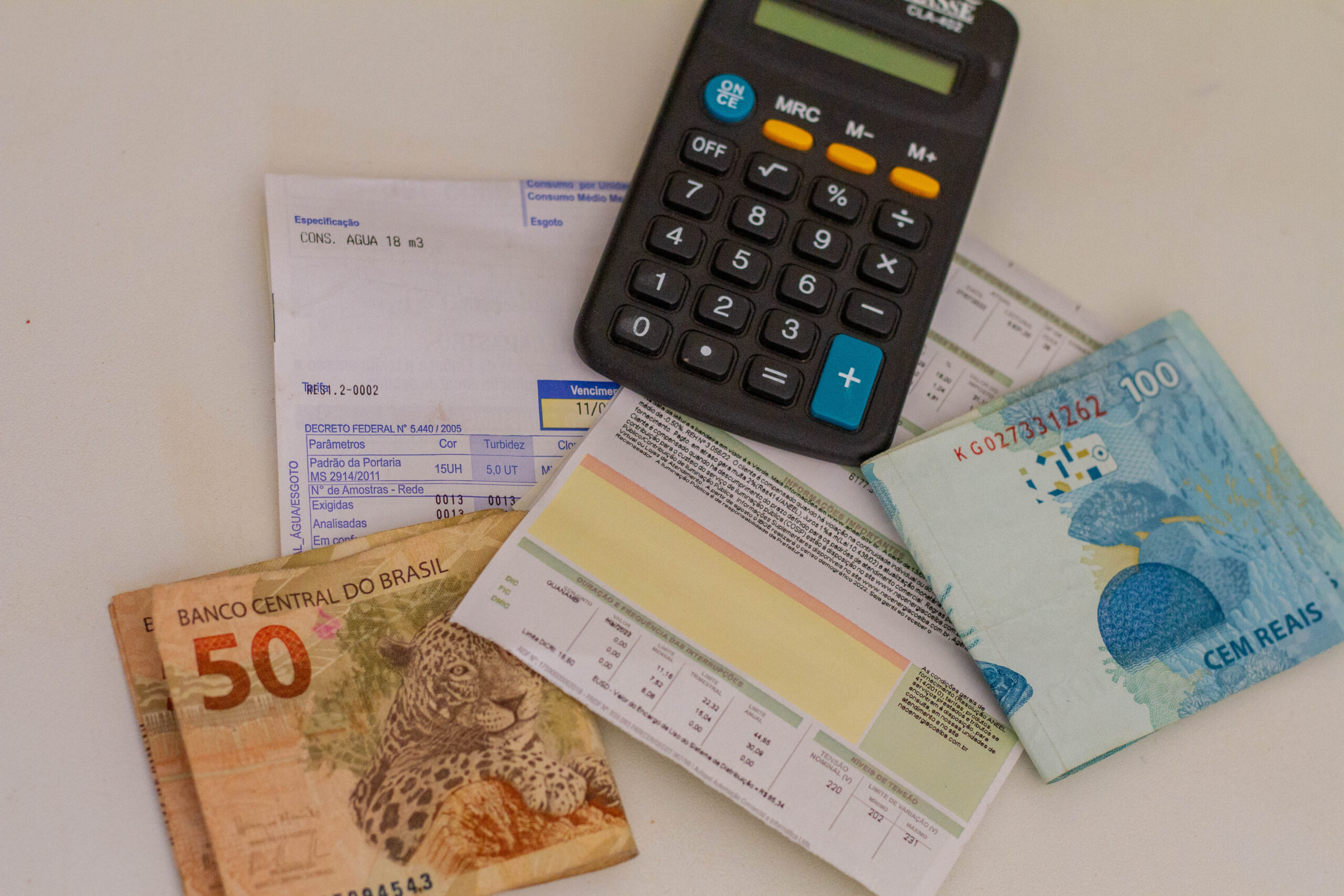 Como economizar água em casa e no ambiente corporativo